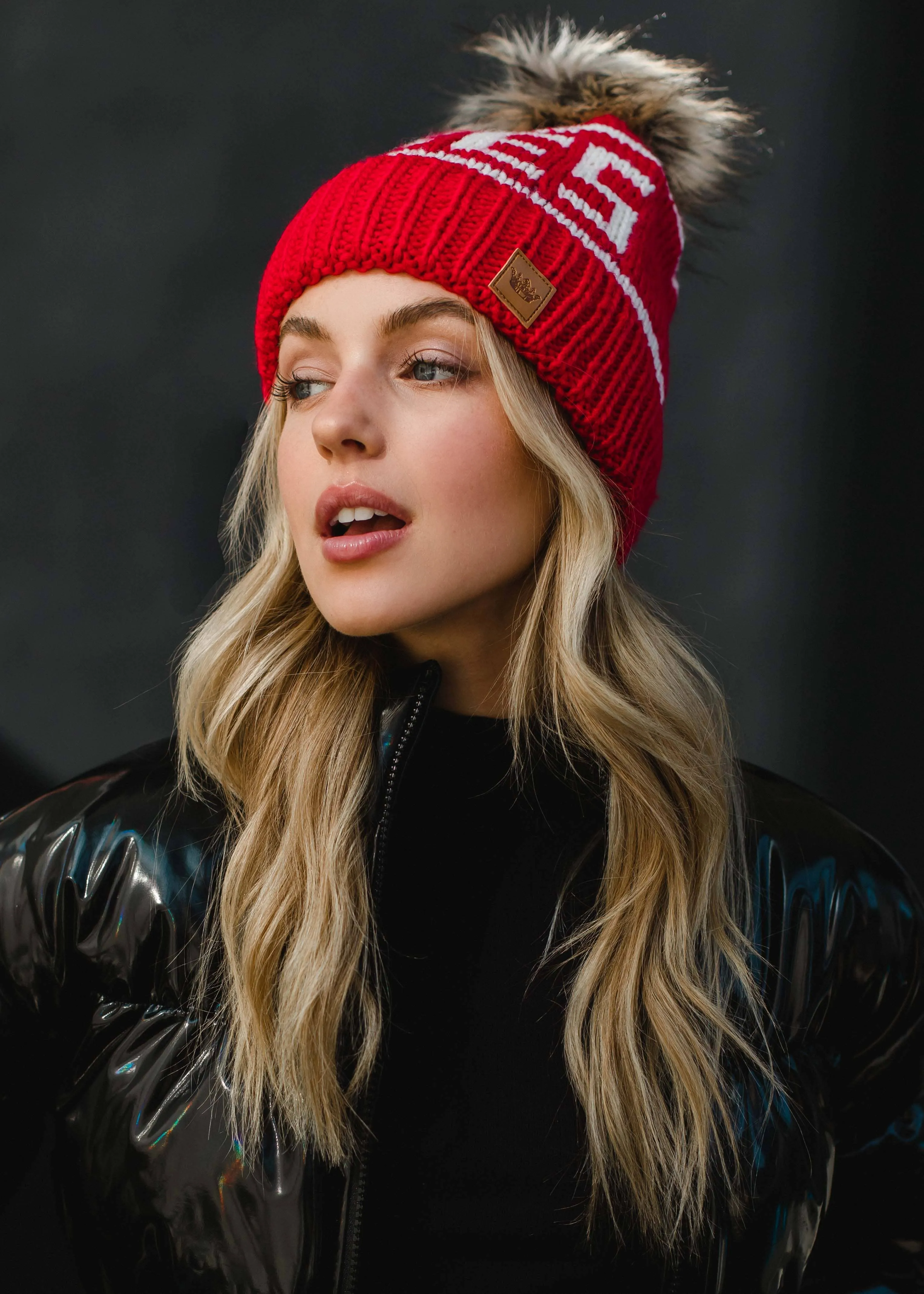 Apres Pom Hat
