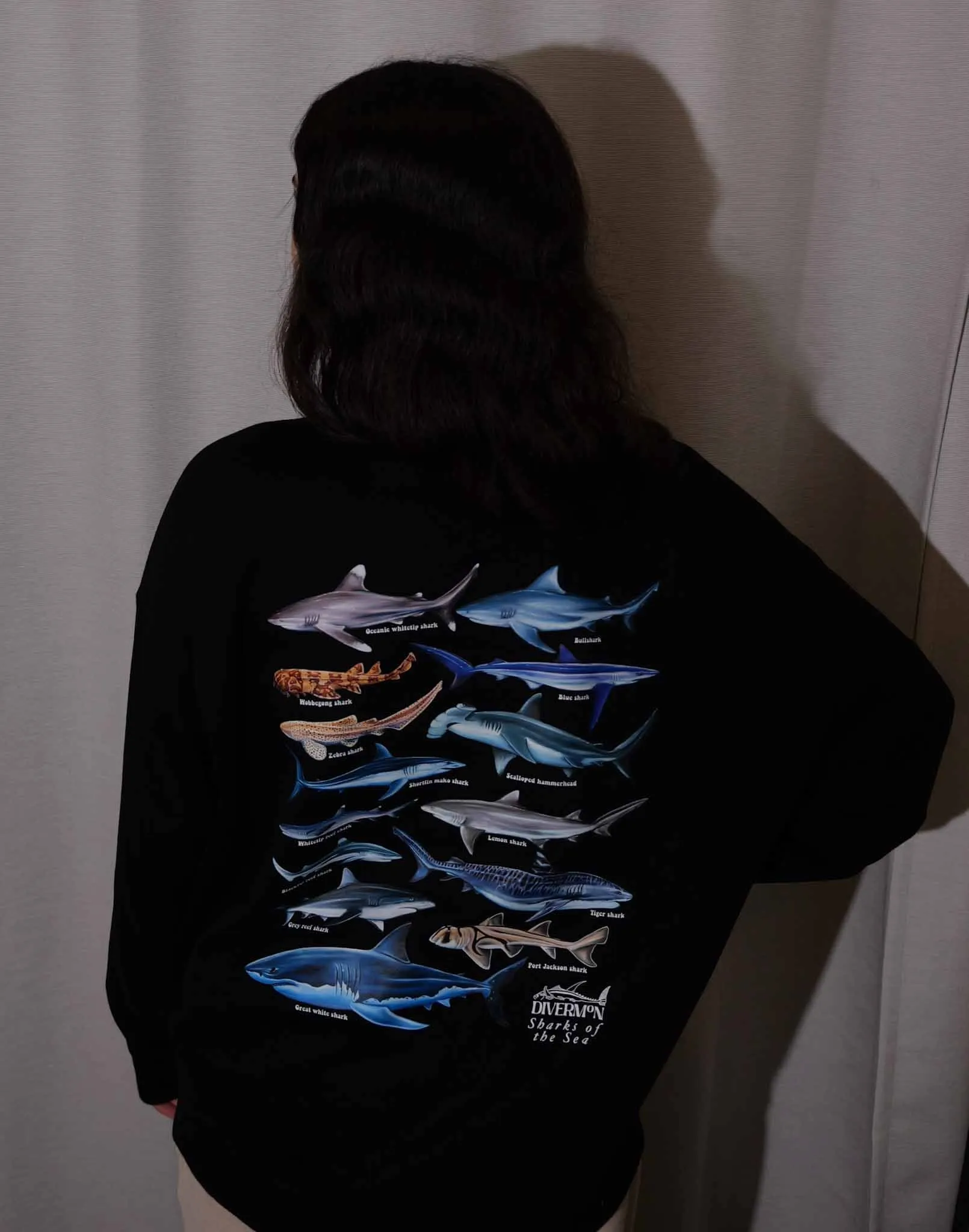 BLACK SHARKS JUMPER