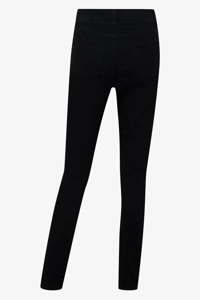 Effortless style meets ultimate comfort with our Basic Pull-On Jegging, a wardrobe staple in classic black.

Product Information:

-Pull On
-Jegging
-Comfortable