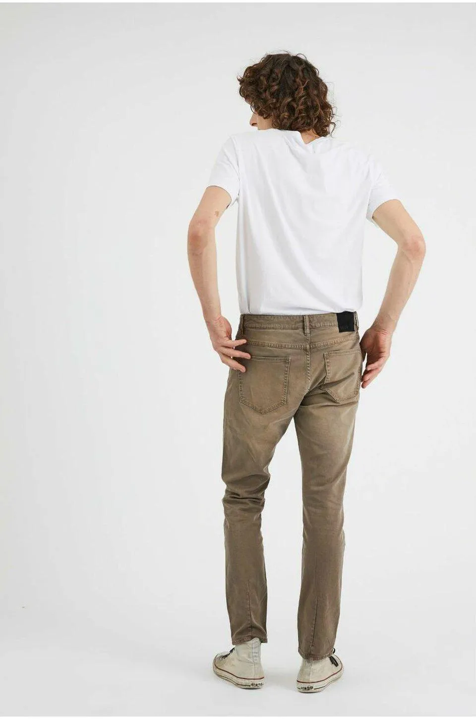 Neuw Denim Lou Slim Jean In Desert