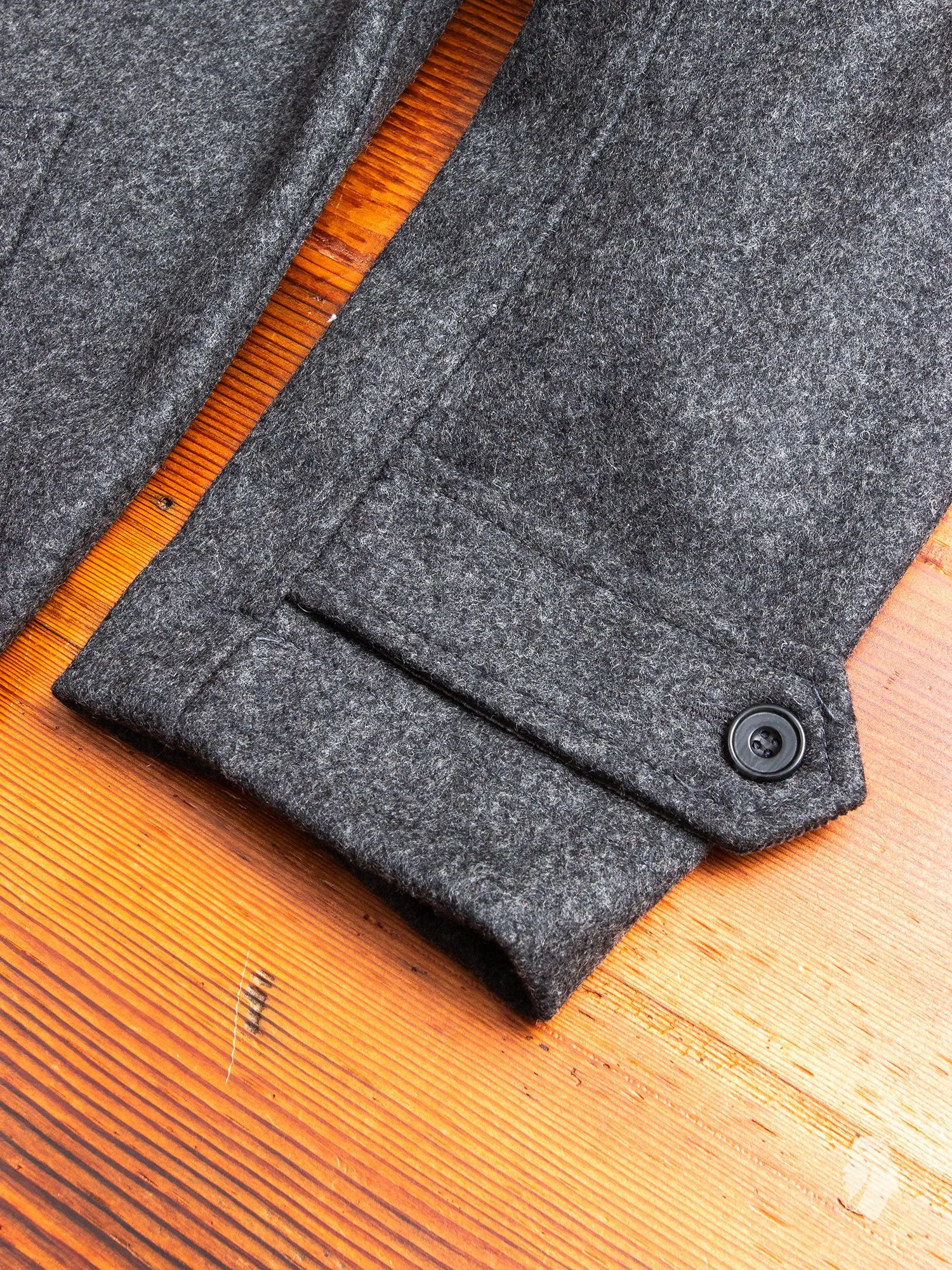 "Utile" Wool Jacket in Grey