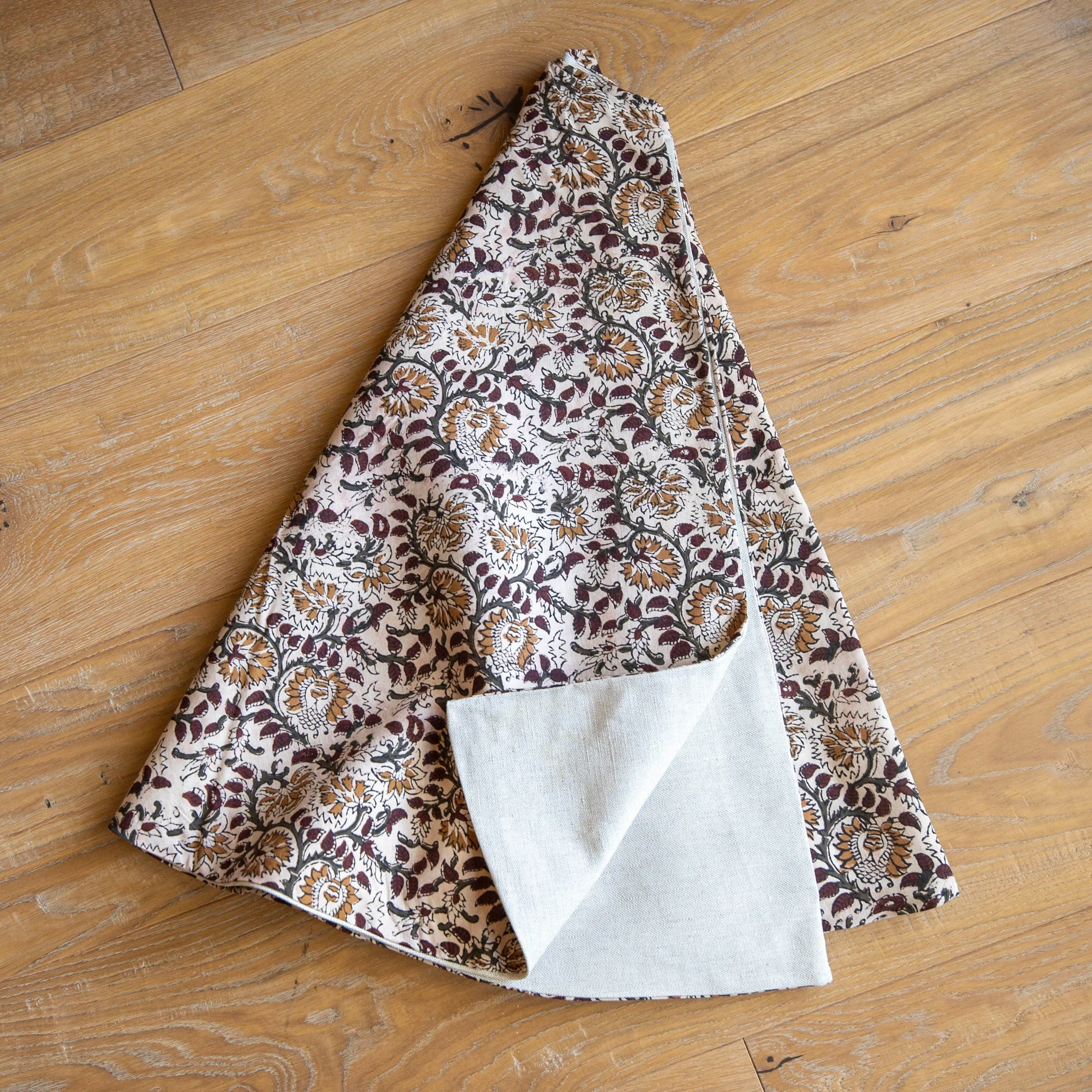 Vintage Inspired Christmas Tree Skirts